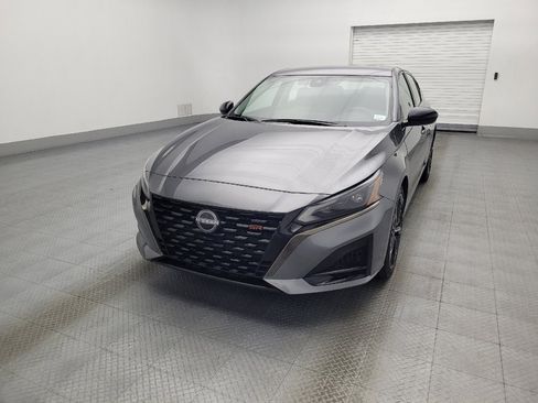 Used 2023 Nissan Altima 2.5 SR image 15