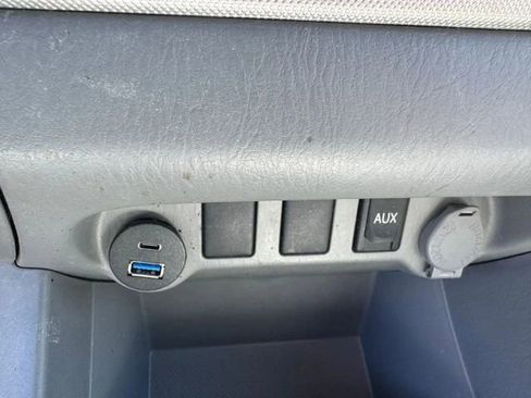 Used 2010 Toyota Tacoma 4x4 Access Cab V6 image 13