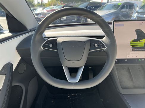 Used 2025 Tesla Model 3 Long Range AWD/4WD image 16
