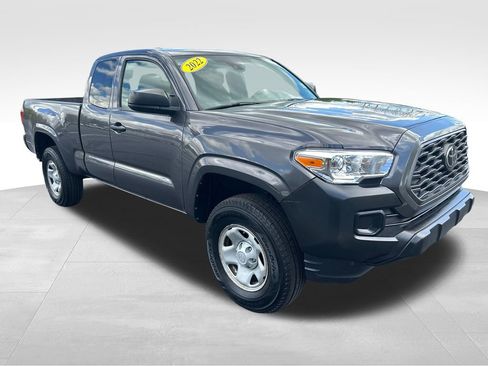 Used 2022 Toyota Tacoma SR AWD/4WD image 7