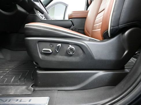 Used 2024 GMC Yukon Denali Ultimate image 26