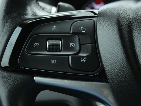 Used 2022 Buick Enclave Avenir AWD/4WD image 35