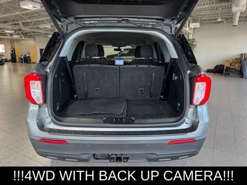 Used 2023 Ford Explorer XLT w/ Class IV Trailer Tow Package AWD/4WD image 8