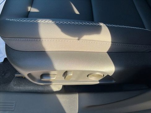 New 2026 GMC Terrain Denali image 18