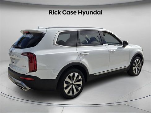 Used 2020 Kia Telluride S w/ S 8 Passenger Seating Package image 7