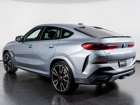 Used 2024 BMW X6 M60i image 15