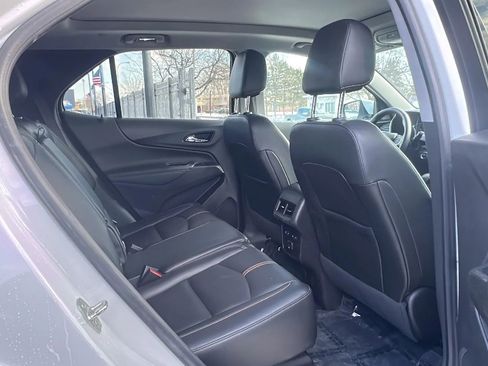 Used 2023 Chevrolet Equinox Premier AWD/4WD image 16