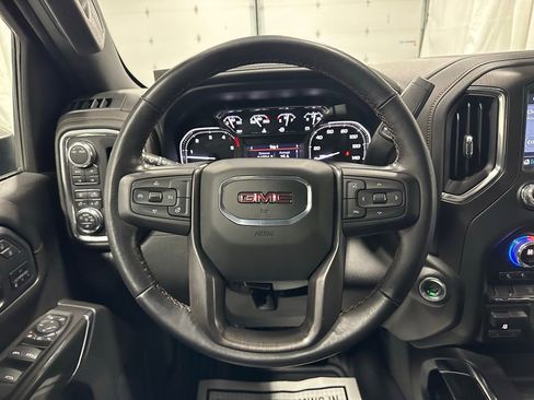 Used 2022 GMC Sierra 2500 AT4 image 19