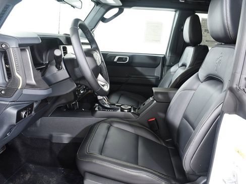 New 2026 Ford Bronco Badlands AWD/4WD image 6