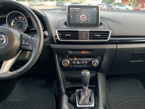 Used 2016 MAZDA MAZDA3 i Touring w/ Popular Equipment Package FWD image 9