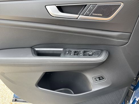 New 2026 Volkswagen Atlas Cross Sport SEL Premium R-Line image 7