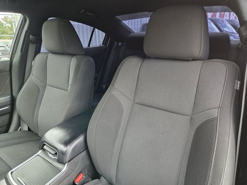 Certified 2022 Dodge Charger SXT RWD image 23