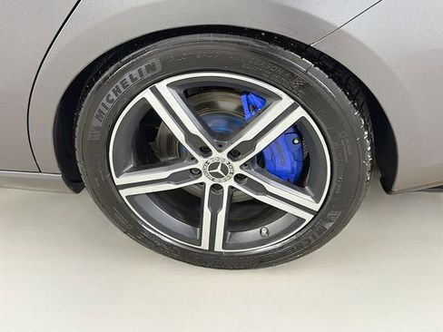 Used 2020 Mercedes-Benz CLA 250 image 29