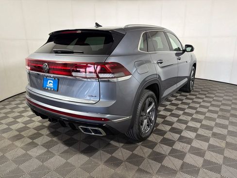 Certified 2024 Volkswagen Atlas Cross Sport SEL R-Line AWD/4WD image 7