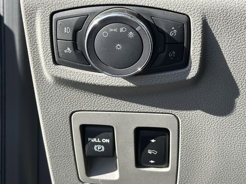 Used 2018 Ford F150 XLT w/ Equipment Group 301A Mid image 16