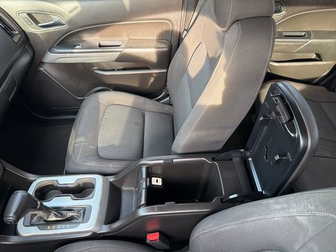 Used 2016 Chevrolet Colorado LT w/ LT Convenience Package image 44