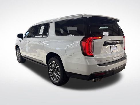 Certified 2024 GMC Yukon XL Denali Ultimate AWD/4WD image 3