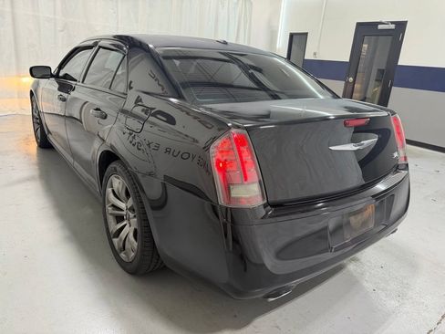 Used 2014 Chrysler 300 S RWD image 22