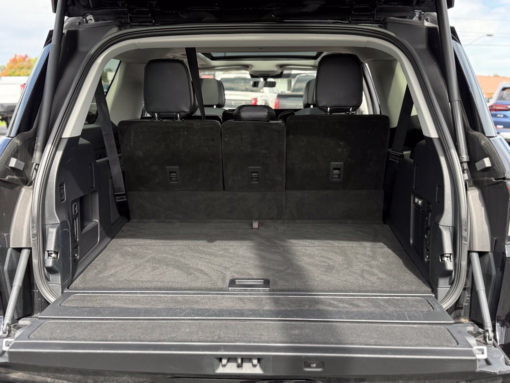 Used 2025 Lincoln Navigator L Reserve AWD/4WD image 20