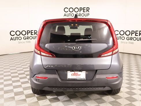 Used 2020 Kia Soul LX FWD image 20