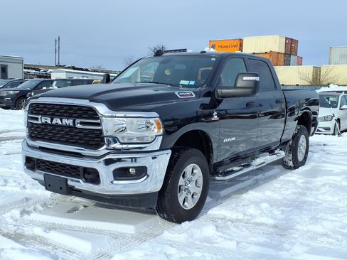 Used 2024 RAM 2500 Big Horn image 3