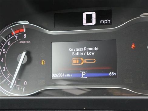 Used 2023 Honda Ridgeline Sport image 14