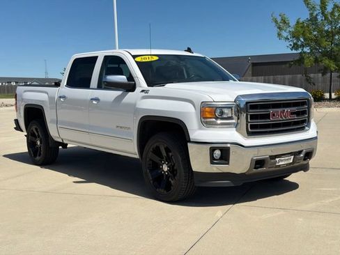 Used 2015 GMC Sierra 1500 SLT w/ SLT Preferred Package AWD/4WD image 39