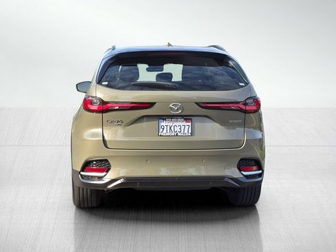 Certified 2025 MAZDA CX-70 Plug-In Hybrid w/ Premium Plus AWD/4WD image 5