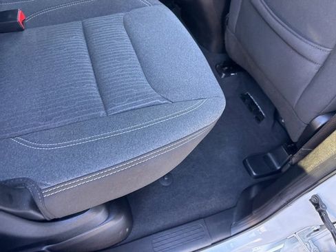 Used 2019 RAM 1500 Big Horn image 32