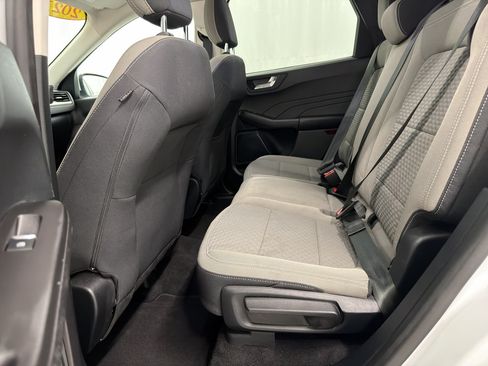Used 2021 Ford Escape SE FWD image 32