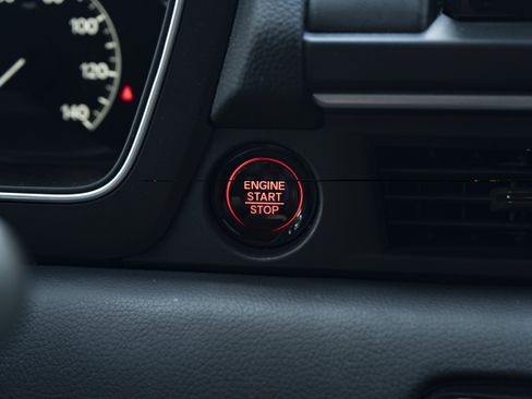 Used 2025 Honda Pilot EX-L image 26