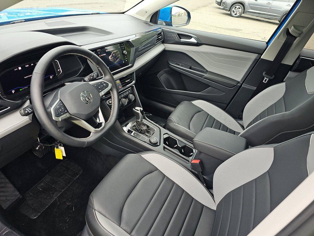 Used 2024 Volkswagen Taos SEL AWD/4WD image 7