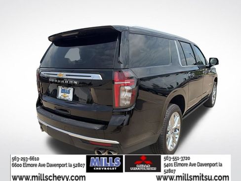 Used 2024 Chevrolet Suburban High Country w/ Advanced Technology Package AWD/4WD image 5