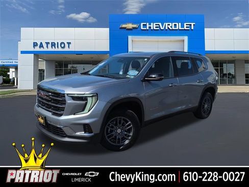 Used 2025 GMC Acadia Elevation AWD/4WD image 1