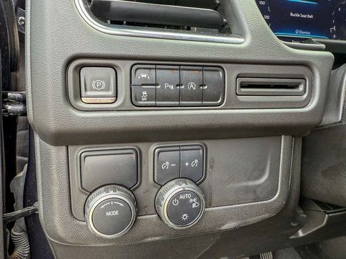 Used 2023 Chevrolet Tahoe LT image 11