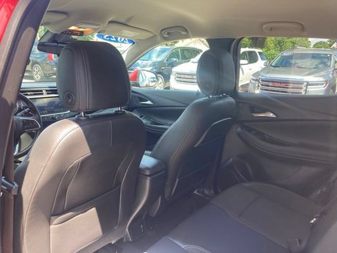Certified 2023 Buick Encore GX Preferred w/ Cold Weather Comfort Package AWD/4WD image 14