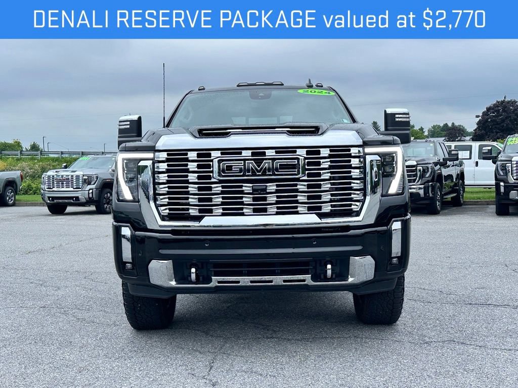 Used 2024 GMC Sierra 2500 Denali w/ Denali Reserve Package AWD/4WD image 5