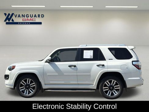 Used 2020 Toyota 4Runner Limited RWD image 4