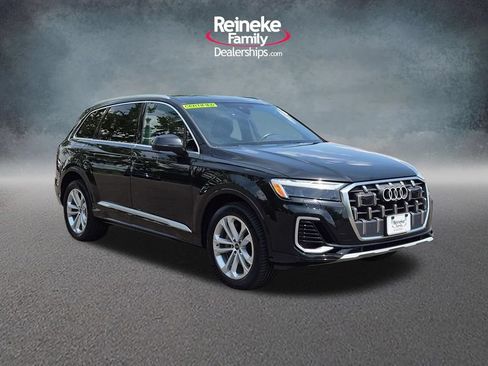 Used 2025 Audi Q7 3.0T Premium Plus AWD/4WD image 3