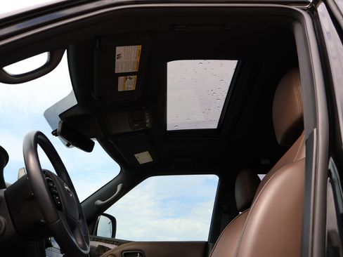 Used 2024 Nissan Armada Platinum w/ Captain's Chairs Package AWD/4WD image 38