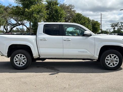 Certified 2024 Toyota Tacoma SR5 RWD image 4