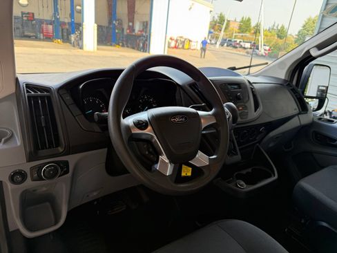 Used 2019 Ford Transit 250 130 Low Roof w/ Exterior Upgrade Package RWD image 14