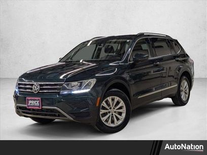 Used 2018 Volkswagen Tiguan SE w/ Panoramic Sunroof Package