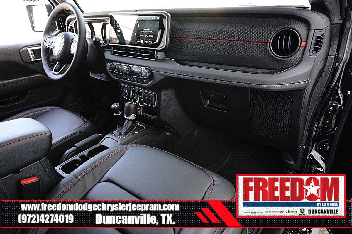 Used 2026 Jeep Wrangler Unlimited Rubicon AWD/4WD image 12