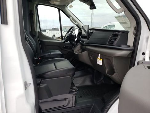 New 2026 Ford Transit 250 148 Medium Roof image 18