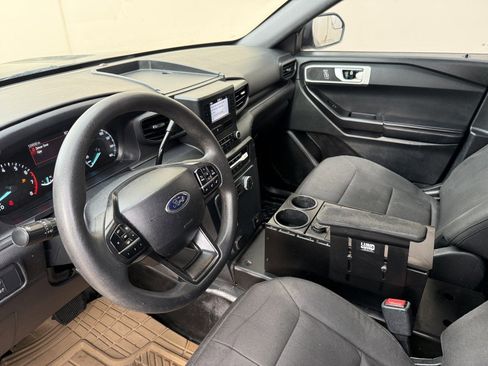 Used 2021 Ford Explorer 4WD Police Interceptor image 9