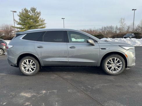 Used 2023 Buick Enclave Essence w/ Experience Buick Package image 5