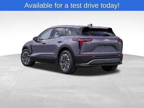 Used 2024 Chevrolet Blazer EV LT AWD/4WD image 3
