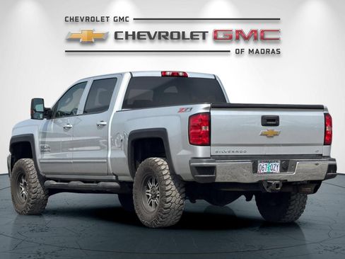 Used 2017 Chevrolet Silverado 3500 LT AWD/4WD image 5