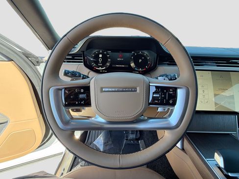 New 2026 Land Rover Range Rover SE image 40